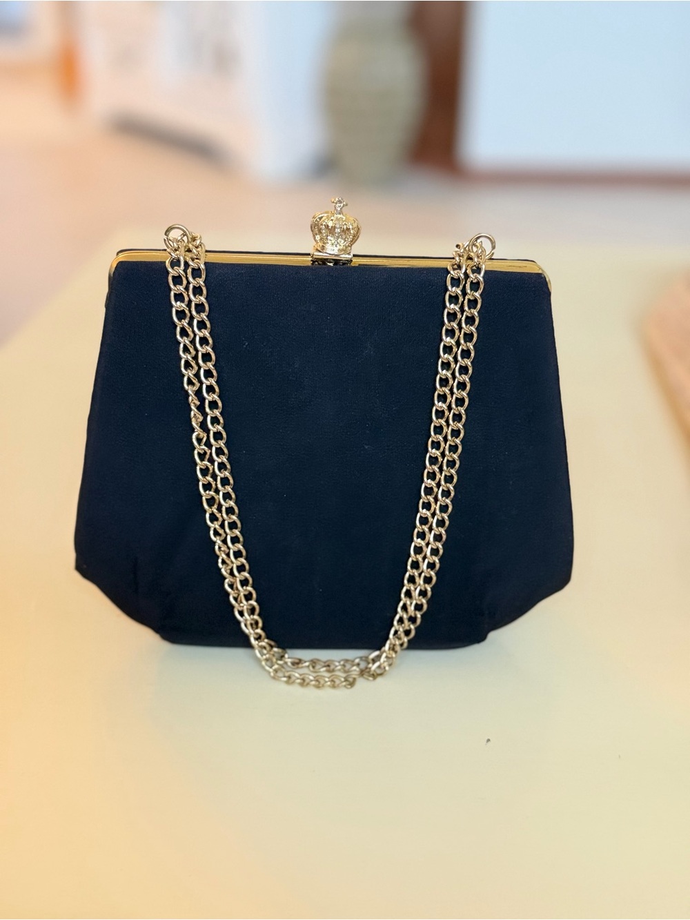 Vintage Classic Black Evening Clutch with Gold Chain